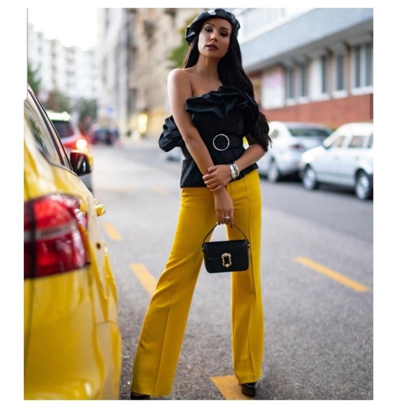 zara belted top